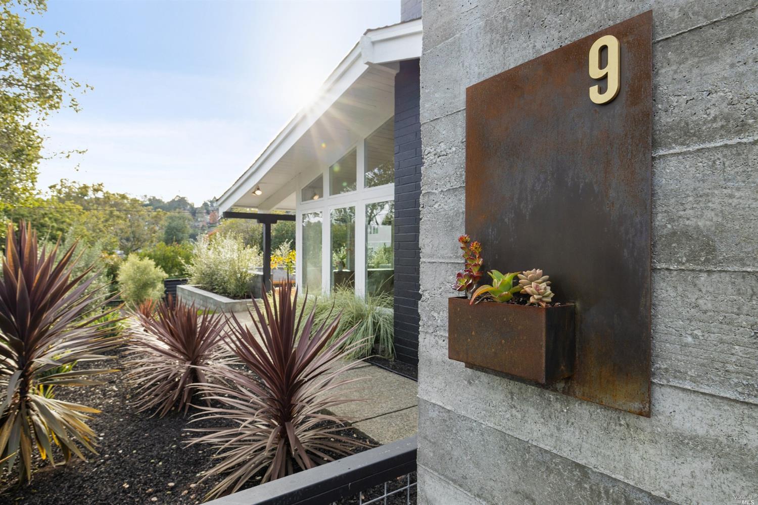 9 Bay Vista Drive Mill Valley, CA 94941 - Photo 2 of 34