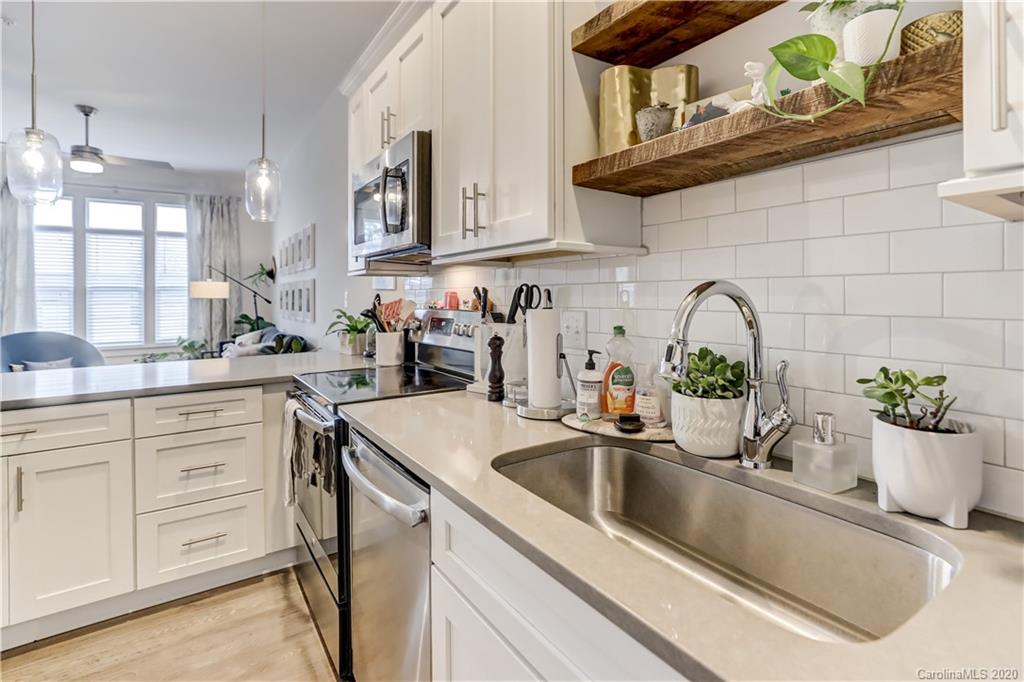 935 McAlway Road, Unit 203 Charlotte, NC 28211 - Photo 8 of 33