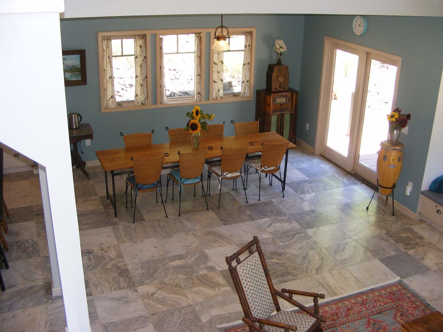 11652 South Fork Little Butte Creek Road Eagle Point, OR 97524 - Photo 3 of 7 11652 more dining