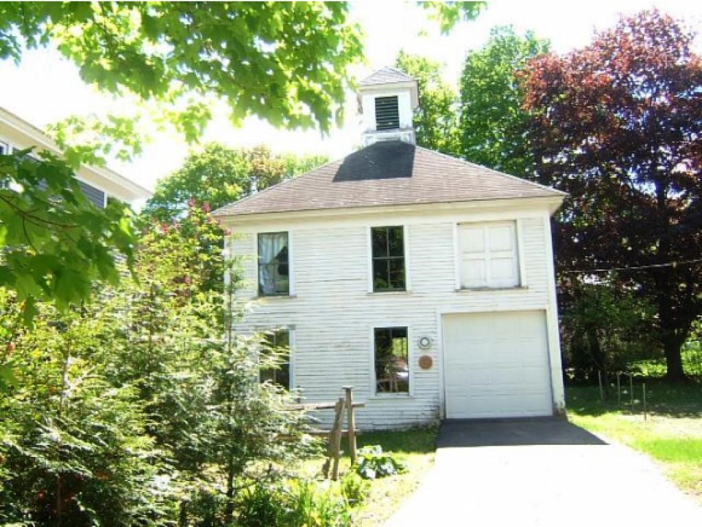 14 Center Street Rockingham, VT 05101 - Photo 3 of 23