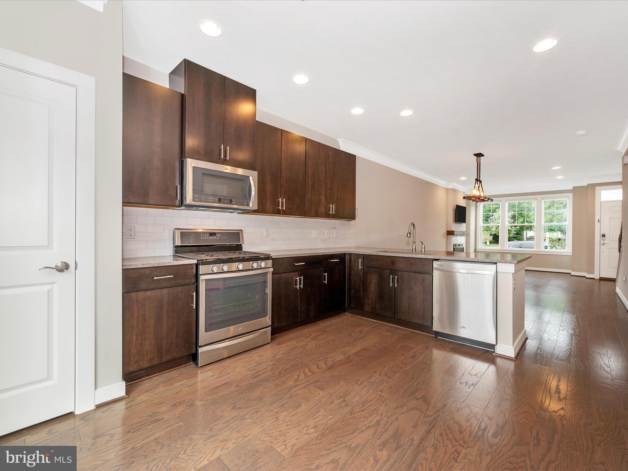 9754 Fields Road Gaithersburg, MD 20878 - Photo 12 of 104 Kitchen