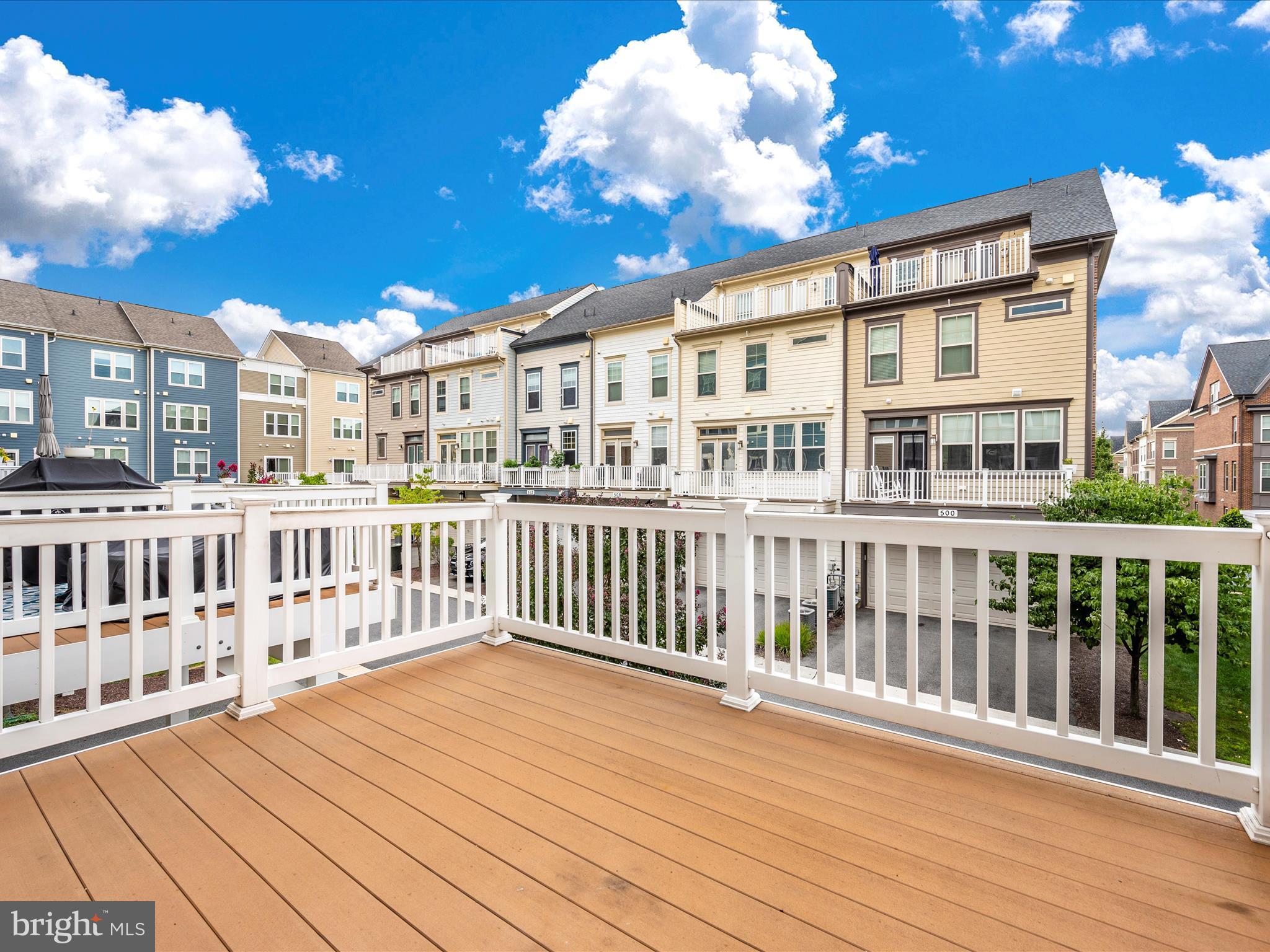 9754 Fields Road Gaithersburg, MD 20878 - Photo 19 of 104 Deck