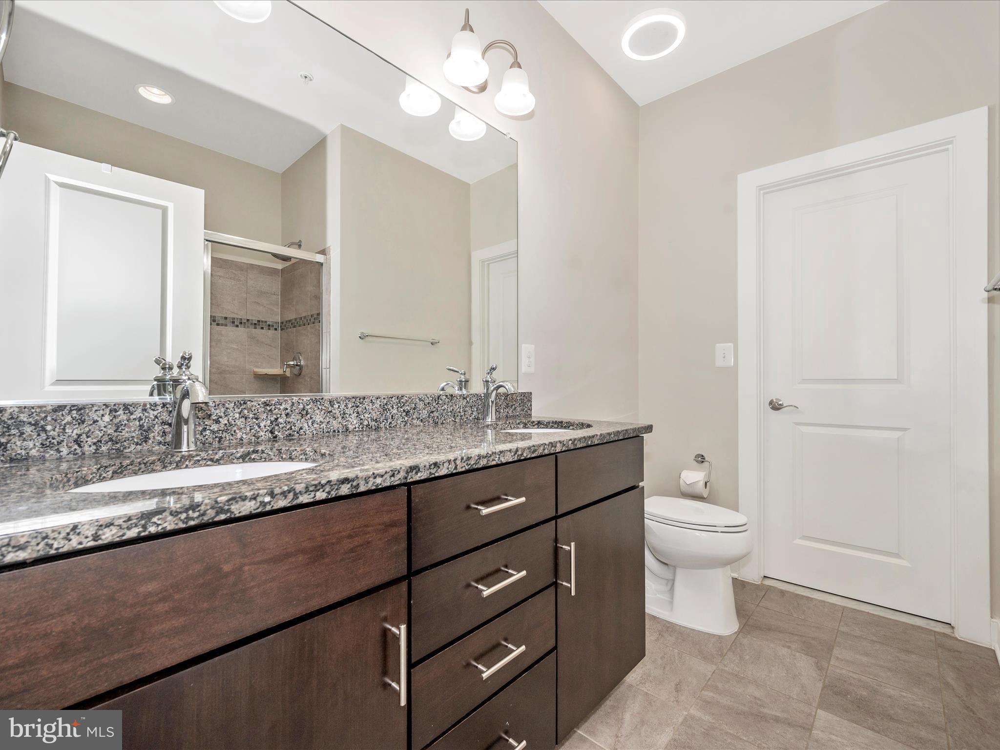 9754 Fields Road Gaithersburg, MD 20878 - Photo 27 of 104 Primary Bathroom