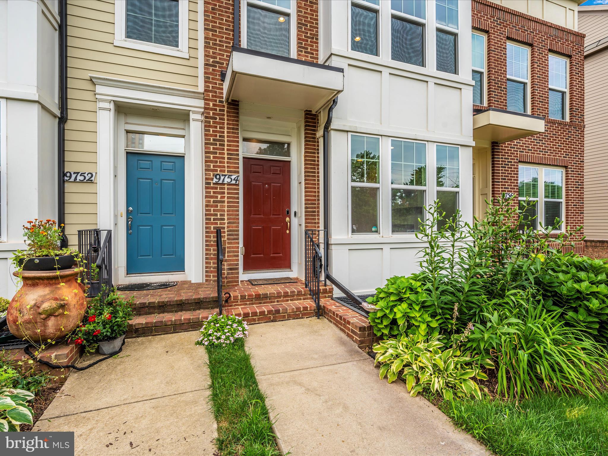 9754 Fields Road Gaithersburg, MD 20878 - Photo 3 of 104 Exterior Front