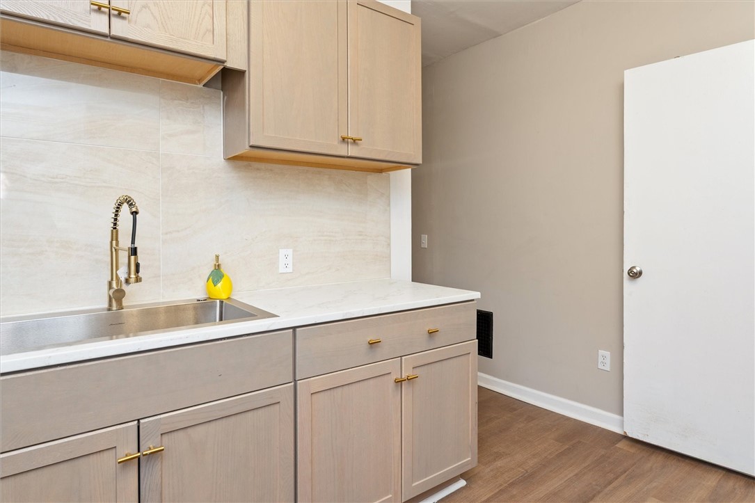 699 North Goodman Street Rochester, NY 14609 - Photo 14 of 39