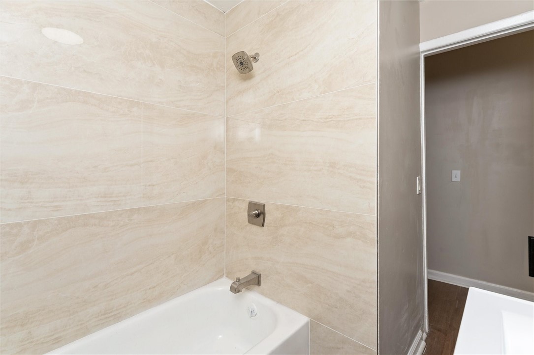 699 North Goodman Street Rochester, NY 14609 - Photo 22 of 39