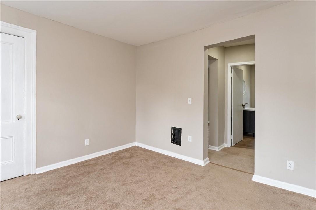 699 North Goodman Street Rochester, NY 14609 - Photo 30 of 39