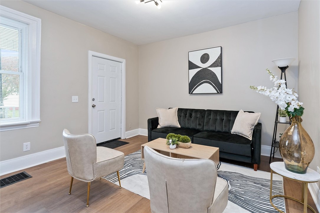 699 North Goodman Street Rochester, NY 14609 - Photo 5 of 39