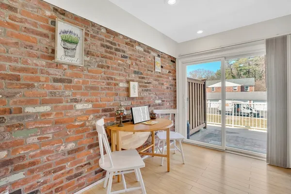 $276,000 | 80 Yorktown Drive, Unit 80, Springfield, MA 01108