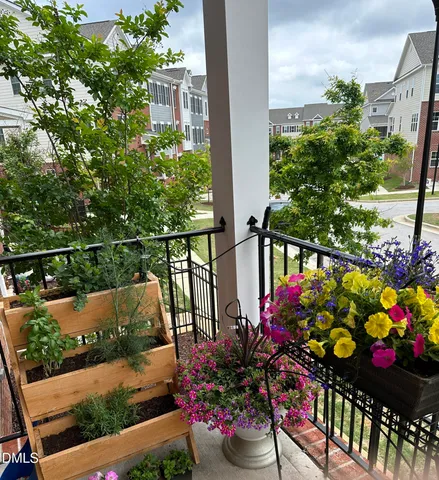 $2,500 | 515 Gateway Townes Boulevard, Wake Forest, NC 27587