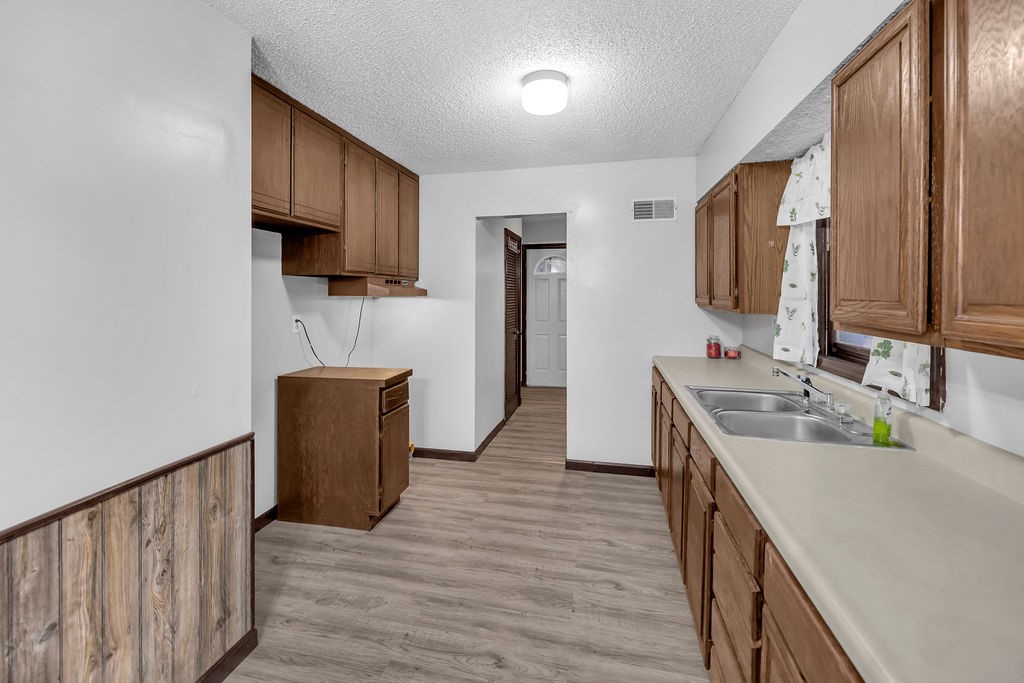 3470 East Division Street Decatur, IL 62526 - Photo 16 of 24 Gallery Image 16