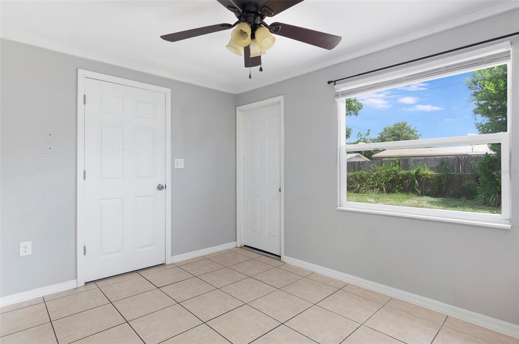 5255 45th Avenue North St. Petersburg, FL 33709 - Photo 17 of 24