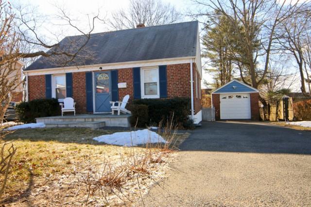 635 Jennings Road Fairfield, CT 06824 - Photo 1 of 1