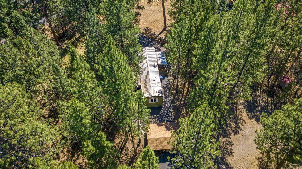 14698 Bluegrass Loop Sisters, OR 97759 - Photo 11 of 38 DJI_0397