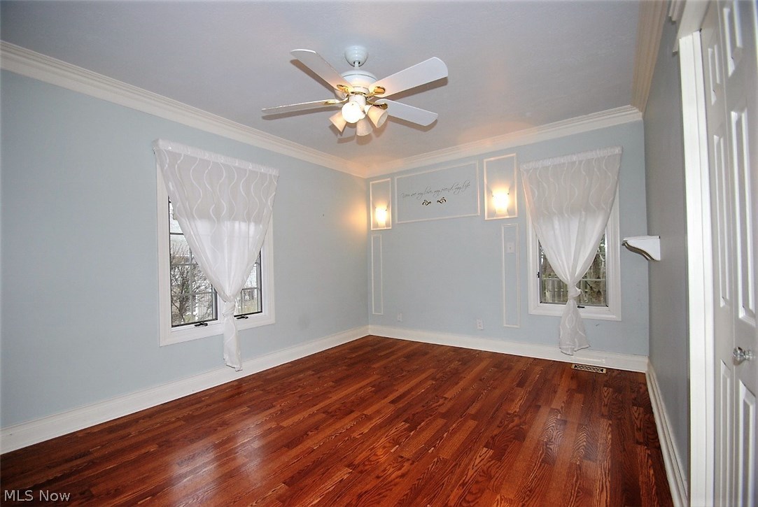 1141 Lander Road Cleveland, OH 44124 - Photo 15 of 34