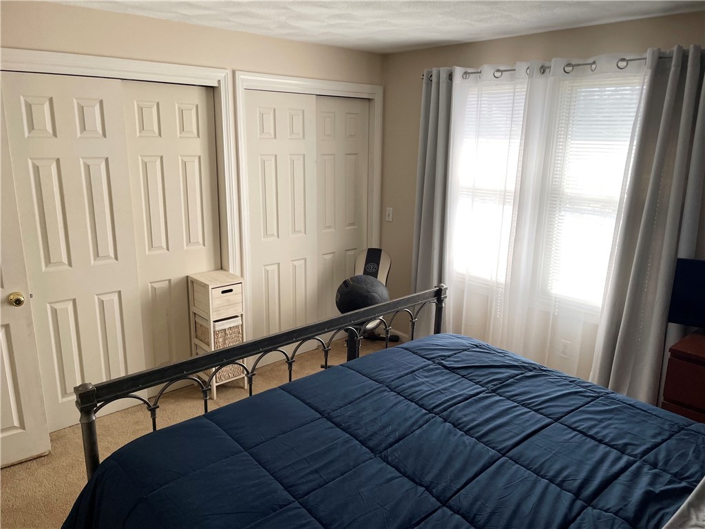 110 Holmes Road Warwick, RI 02888 - Photo 6 of 12 Gallery Image 6
