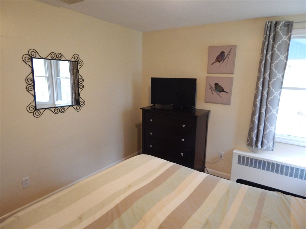 41 Hingham Road Grafton, MA 01536 - Photo 12 of 22 Gallery Image 12