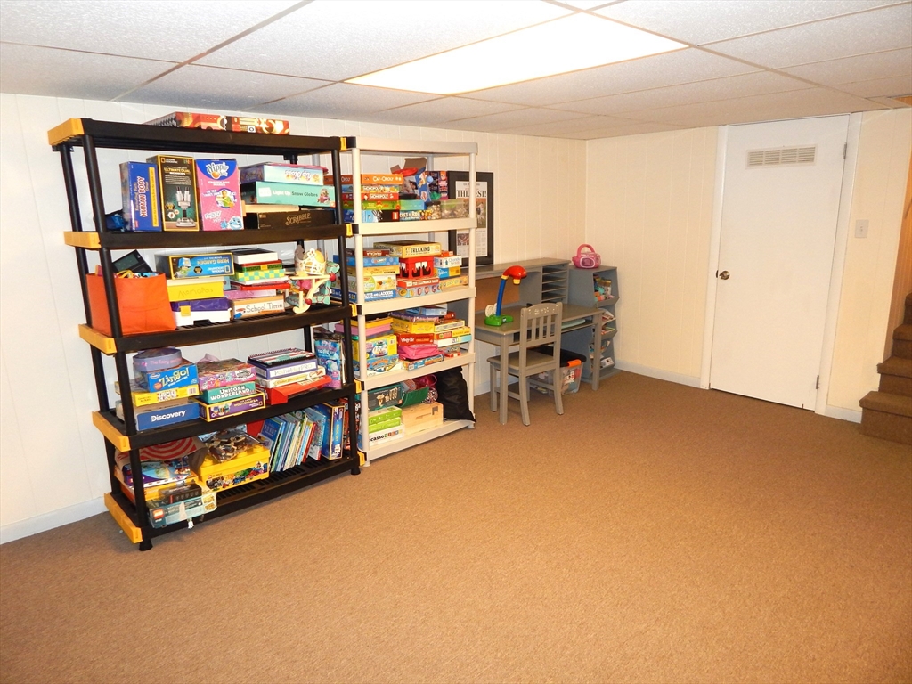 41 Hingham Road Grafton, MA 01536 - Photo 17 of 22 Gallery Image 17