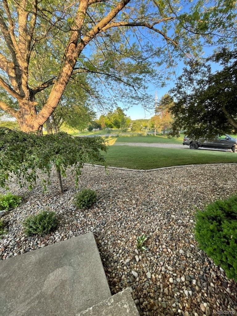 12154 Jennings Road Linden, MI 48451 - Photo 20 of 23 IMG_5427.jpg