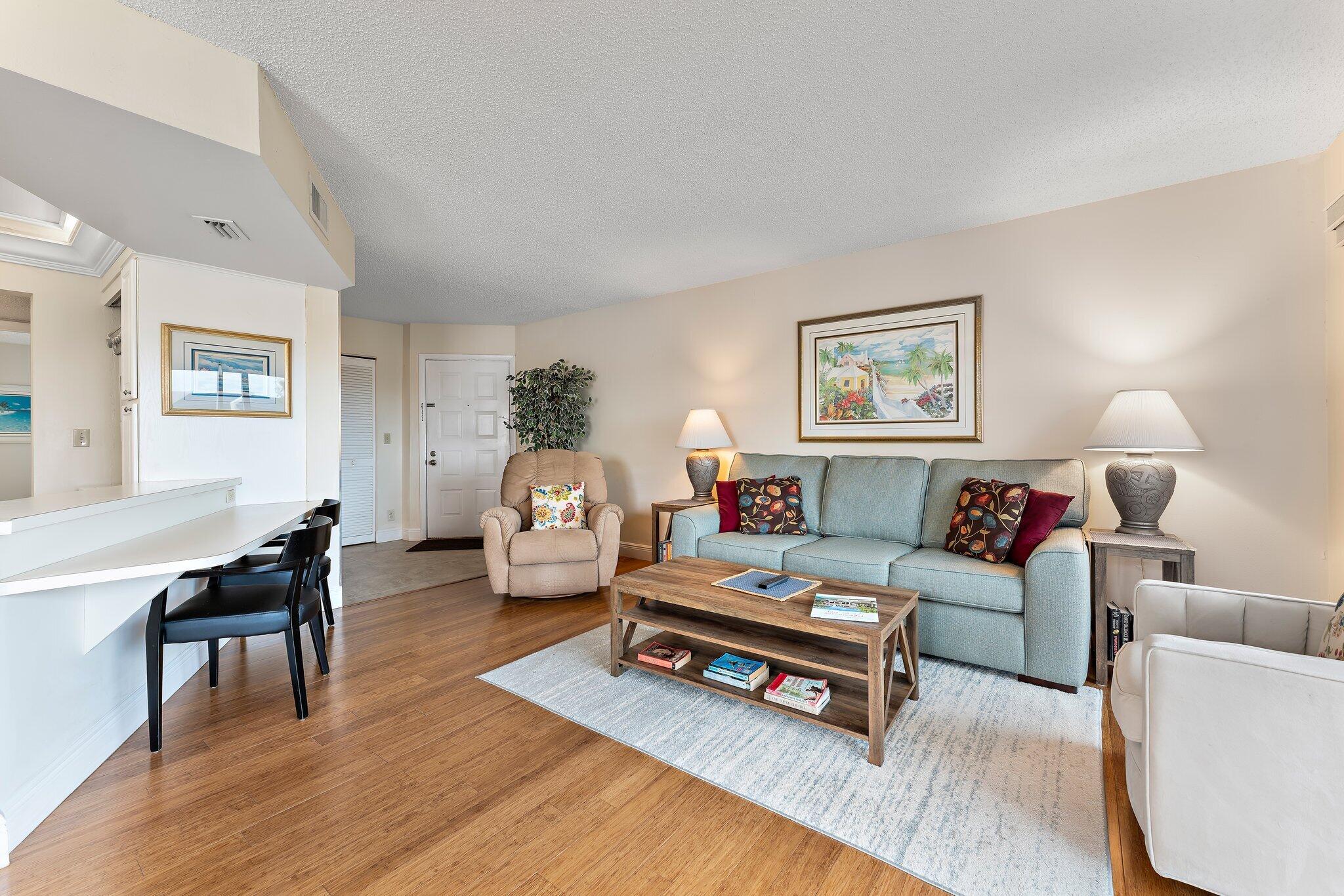 1605 Highway 1, Unit B406 Jupiter, FL 33477 - Photo 12 of 33 005-1605US1N-B406-Jupiter-SMALL