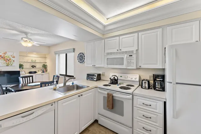 $6,500 | 1605 Highway 1, Unit B406, Jupiter, FL 33477