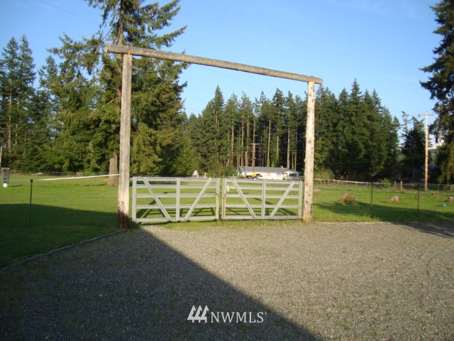 19231 Patterson Road East Orting, WA 98360 - Photo 3 of 24