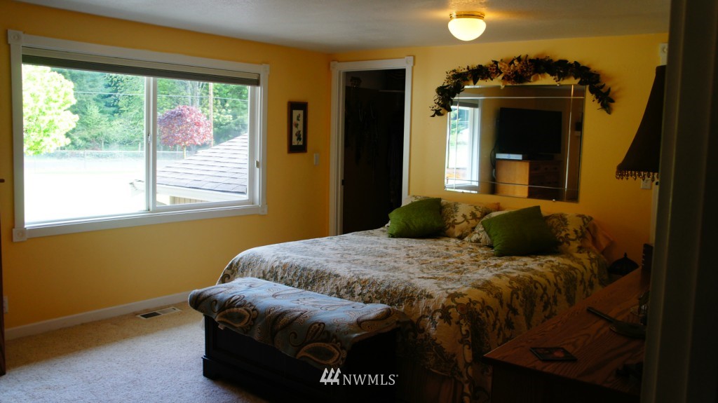 19231 Patterson Road East Orting, WA 98360 - Photo 22 of 24