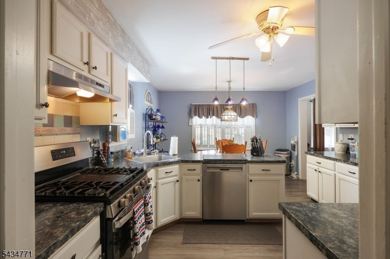 9 Lane Road Hillsborough, NJ 08844 - Photo 25 of 50