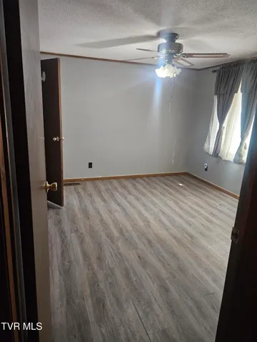 $178,600 | 205 Wood Avenue West, Big Stone Gap, VA 24219