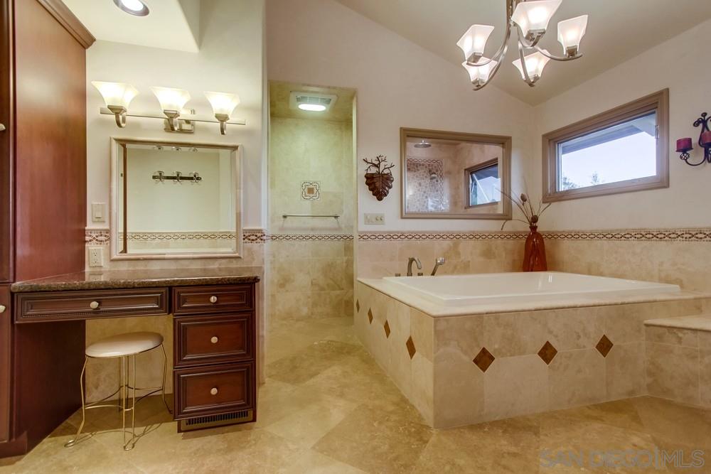 15914 Overview Road Poway, CA 92064 - Photo 14 of 25