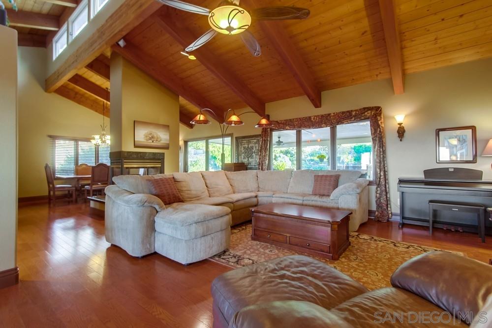 15914 Overview Road Poway, CA 92064 - Photo 4 of 25