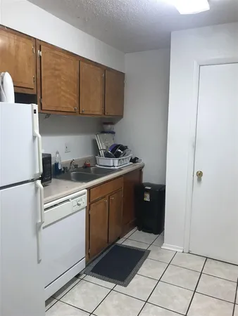 $84,900 | 2020 Continental Avenue, Unit 105, Tallahassee, FL 32304