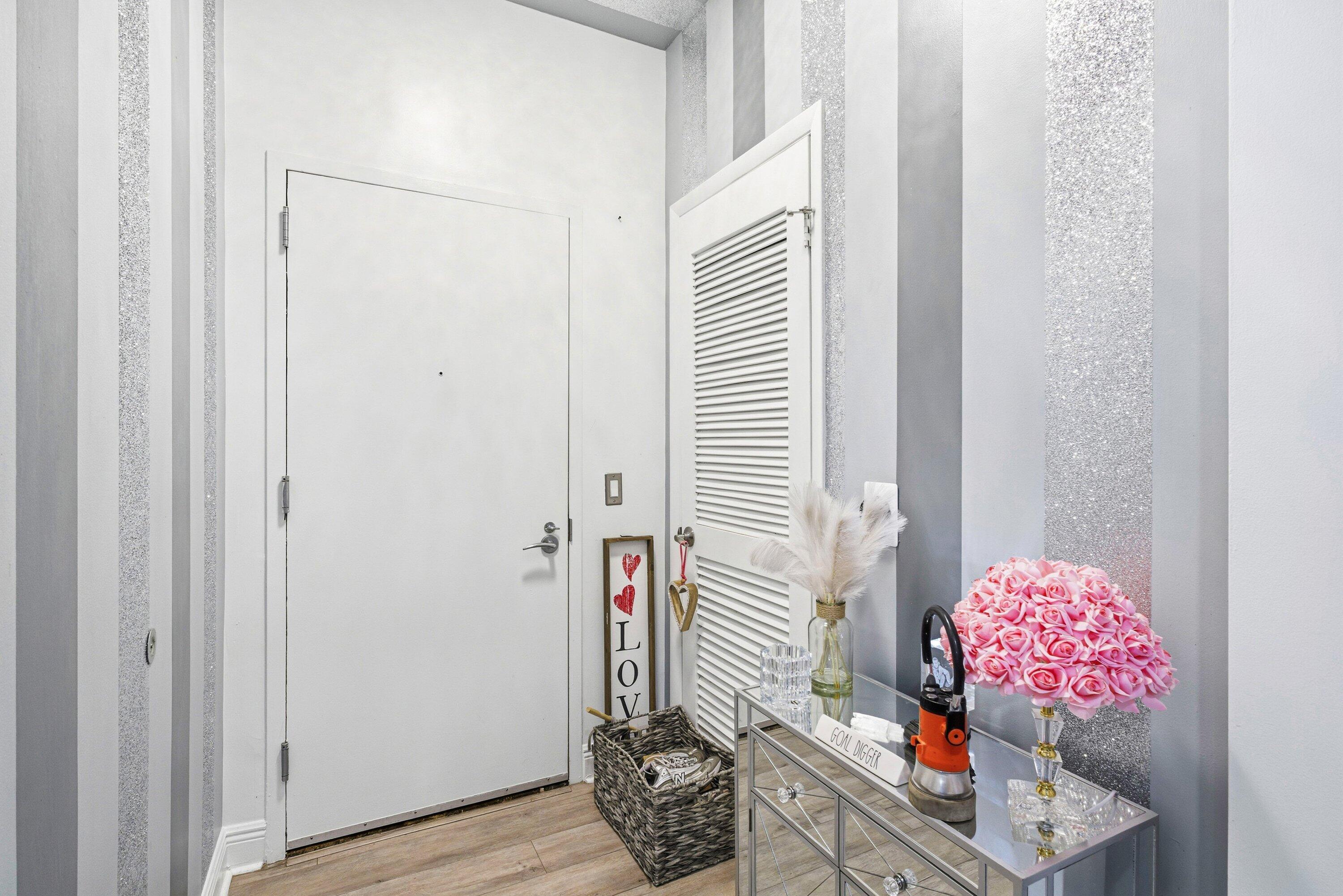 2641 North Flamingo Road, Unit 2701N Sunrise, FL 33323 - Photo 17 of 38 a bathroom with a sink and a mirror