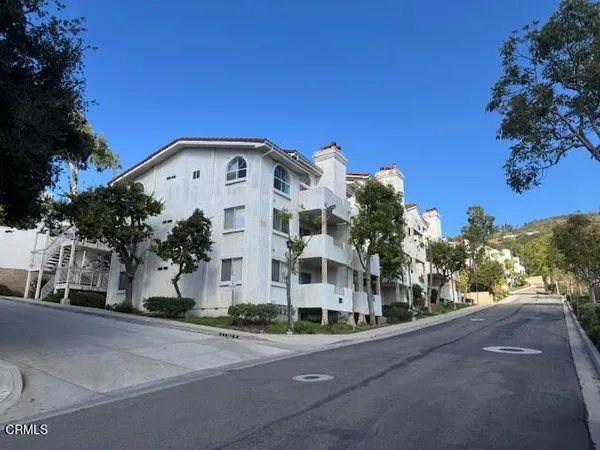 $415,000 | 2713 Antonio Drive, Unit 312, Camarillo, CA 93010