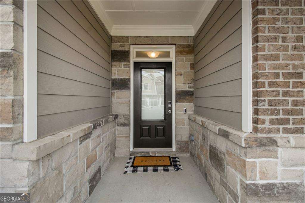 338 Ryston Way Grayson, GA 30017 - Photo 4 of 61