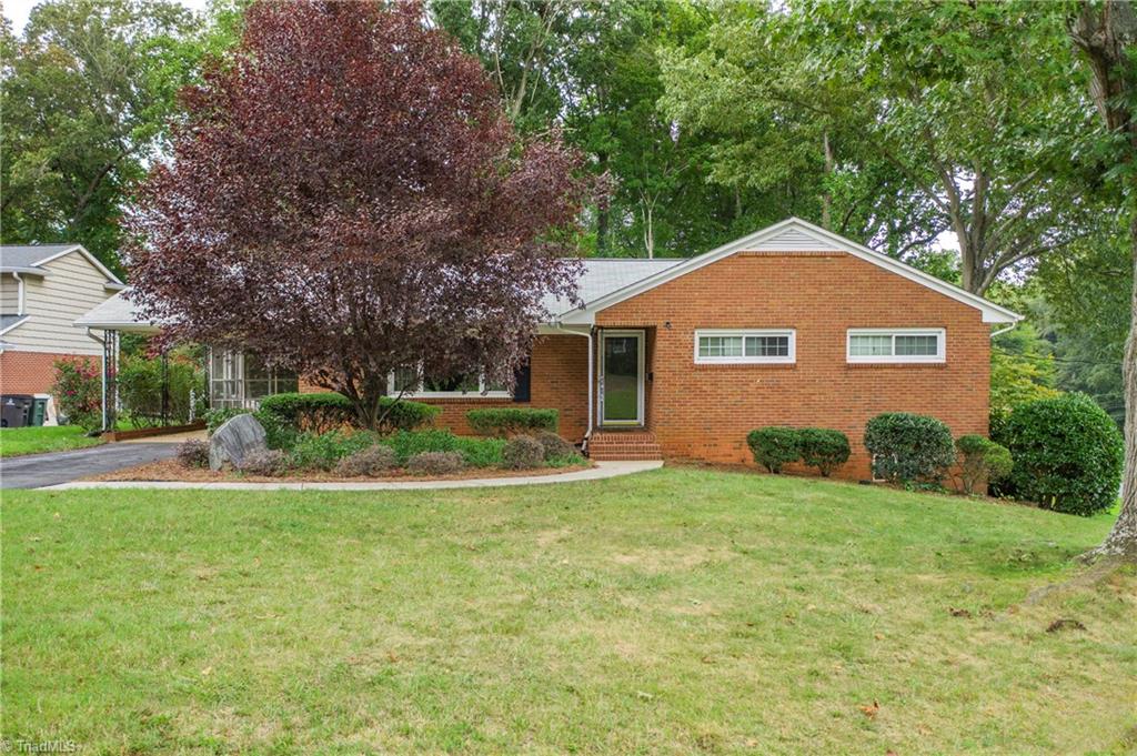 1415 Berwick Road Southwest Winston-Salem, NC 27103 - Photo 1 of 40