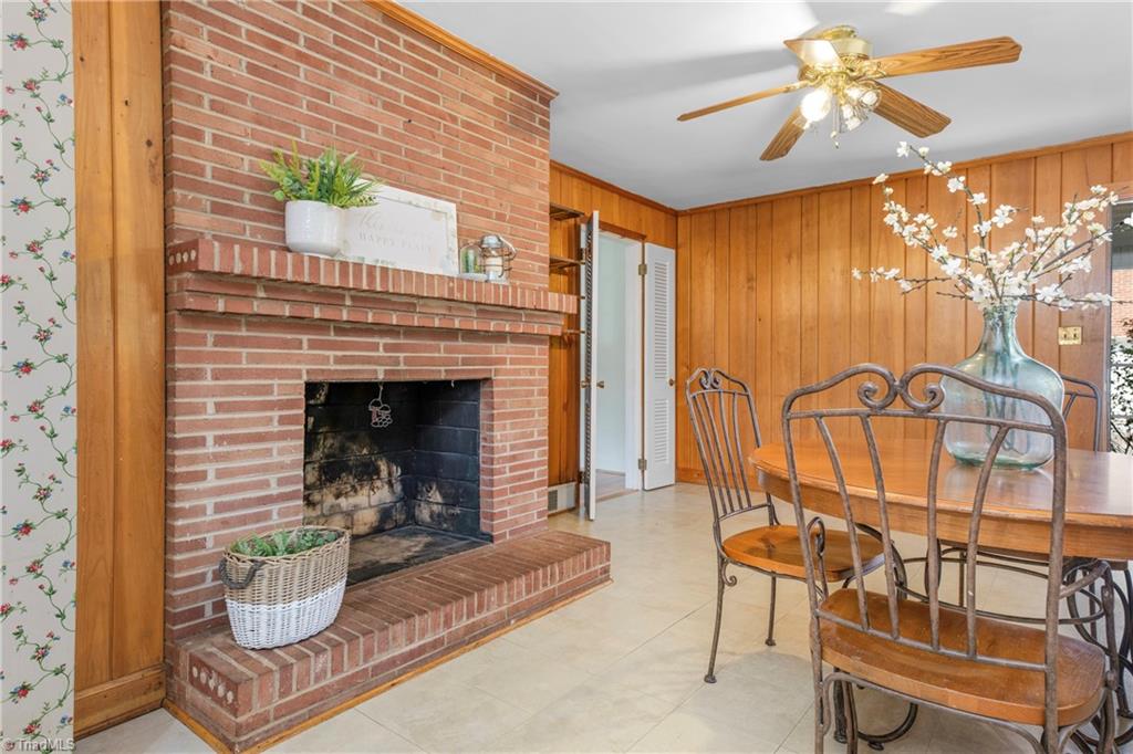 1415 Berwick Road Southwest Winston-Salem, NC 27103 - Photo 12 of 40