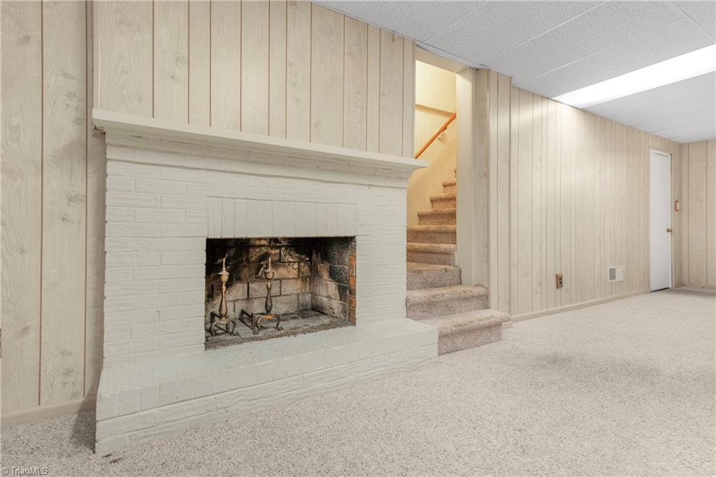 1415 Berwick Road Southwest Winston-Salem, NC 27103 - Photo 25 of 40