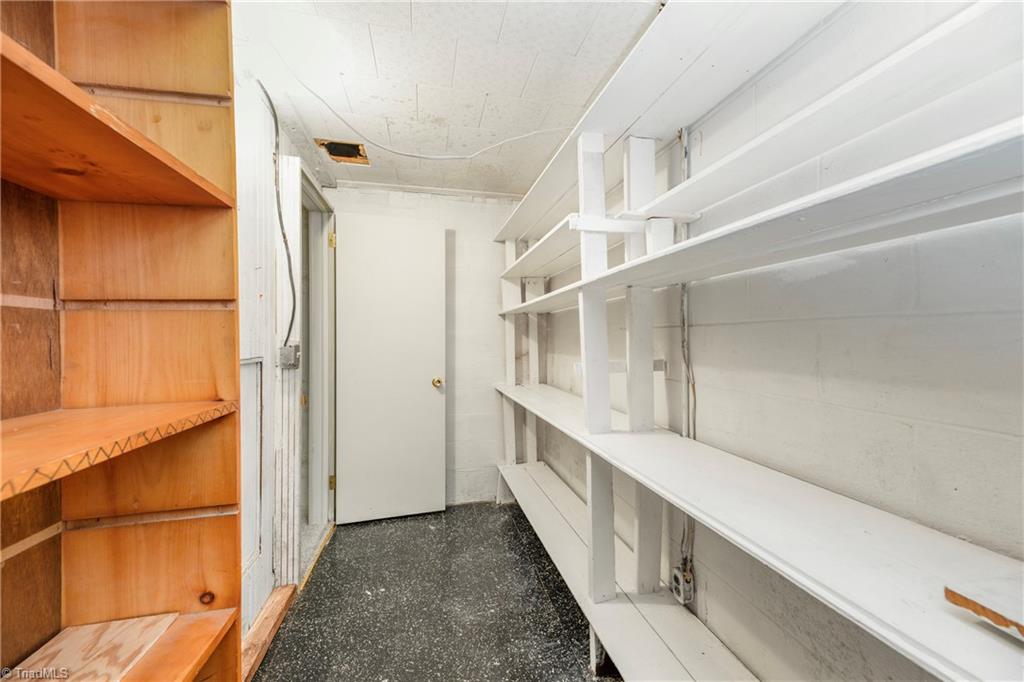 1415 Berwick Road Southwest Winston-Salem, NC 27103 - Photo 30 of 40