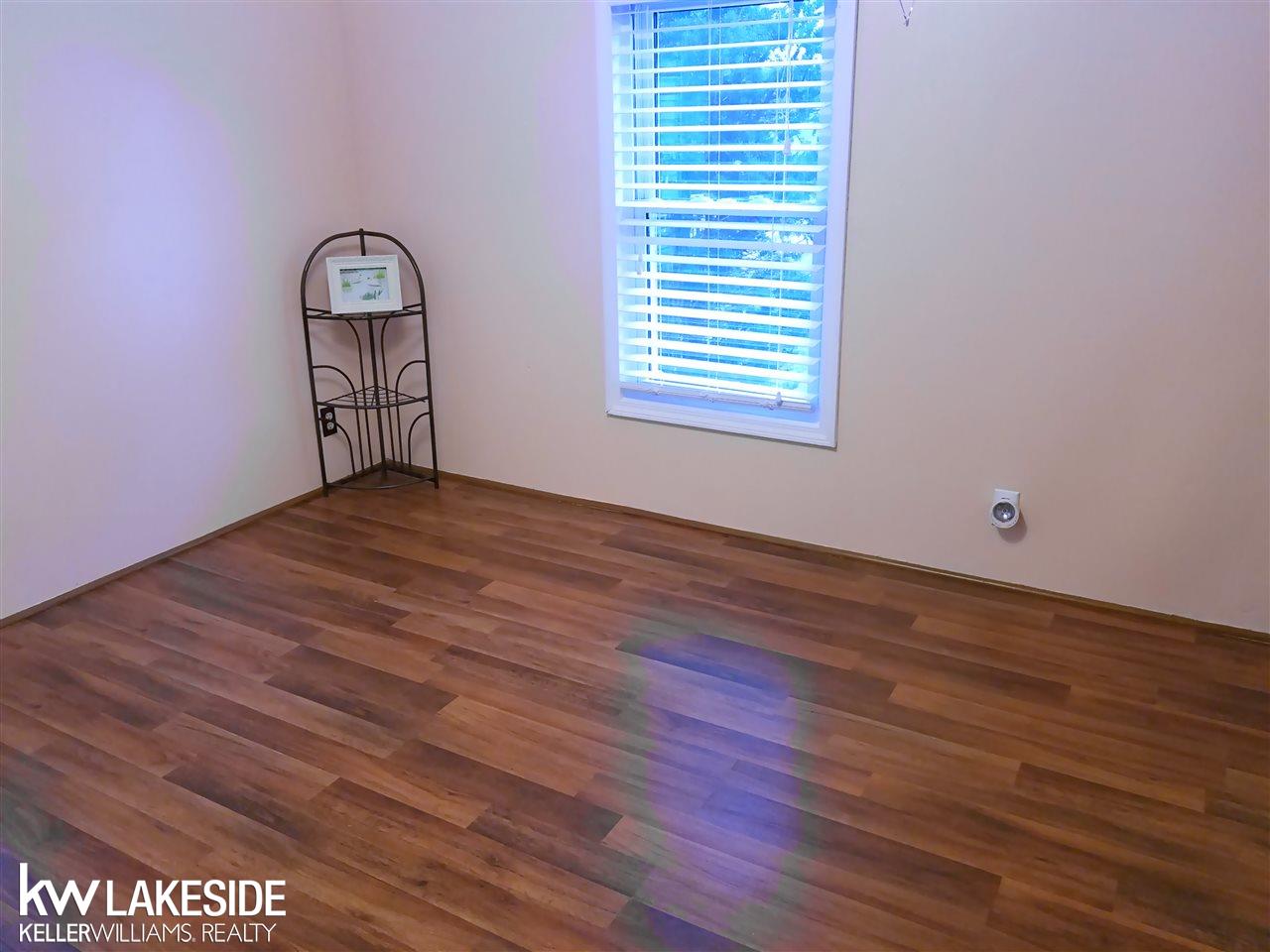 814 Mayer Road Columbus, MI 48063 - Photo 38 of 40 31327219-37.JPG