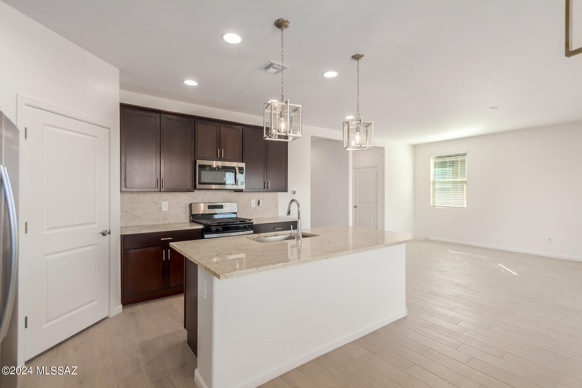 11950 West Rodeo Trail Marana, AZ 85653 - Photo 3 of 37