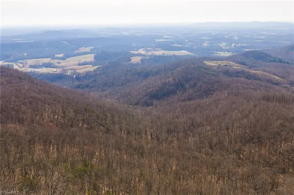 $279,000 | 1535 10 Acre Rock Court, Taylorsville, NC 28681