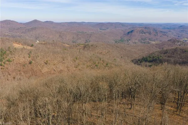$279,000 | 1535 10 Acre Rock Court, Taylorsville, NC 28681