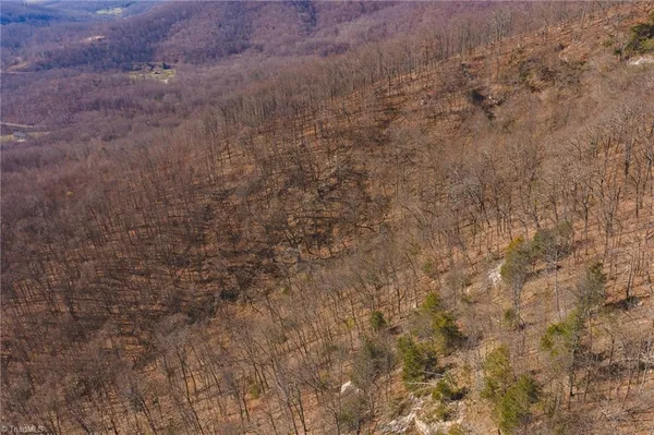 $279,000 | 1535 10 Acre Rock Court, Taylorsville, NC 28681