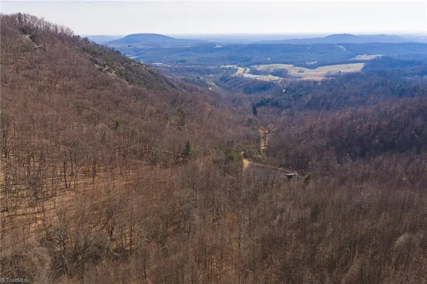 $279,000 | 1535 10 Acre Rock Court, Taylorsville, NC 28681