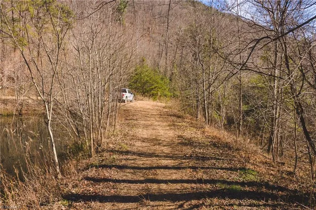 $279,000 | 1535 10 Acre Rock Court, Taylorsville, NC 28681