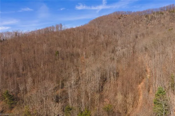 $279,000 | 1535 10 Acre Rock Court, Taylorsville, NC 28681