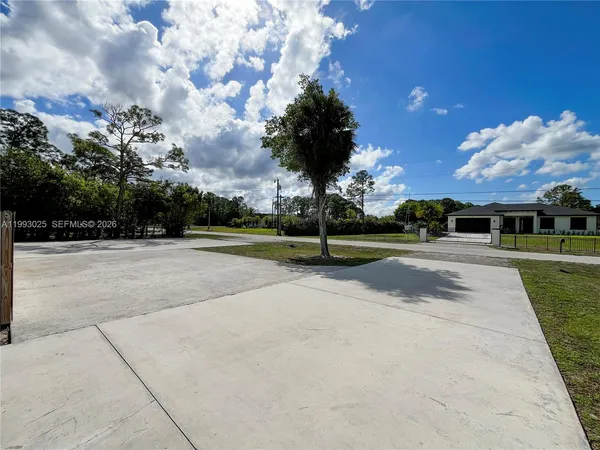 $574,900 | 13587 77th Place North, West Palm Beach, FL 33412