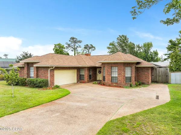 $425,000 | 2707 Pembroke Lane, Panama City, FL 32405