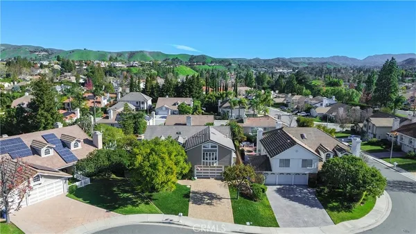 $2,249,000 | 29665 Meadowmist Way, Agoura Hills, CA 91301